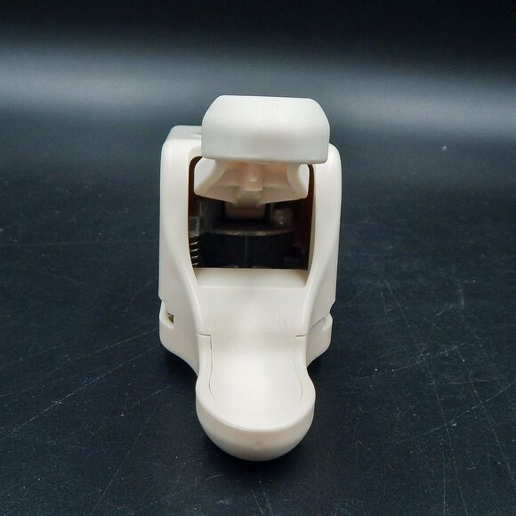 Martha Stewart Cherry Blossom Flower Corner Paper Punch Stamp Scrapbooking - Picture 3 of 4